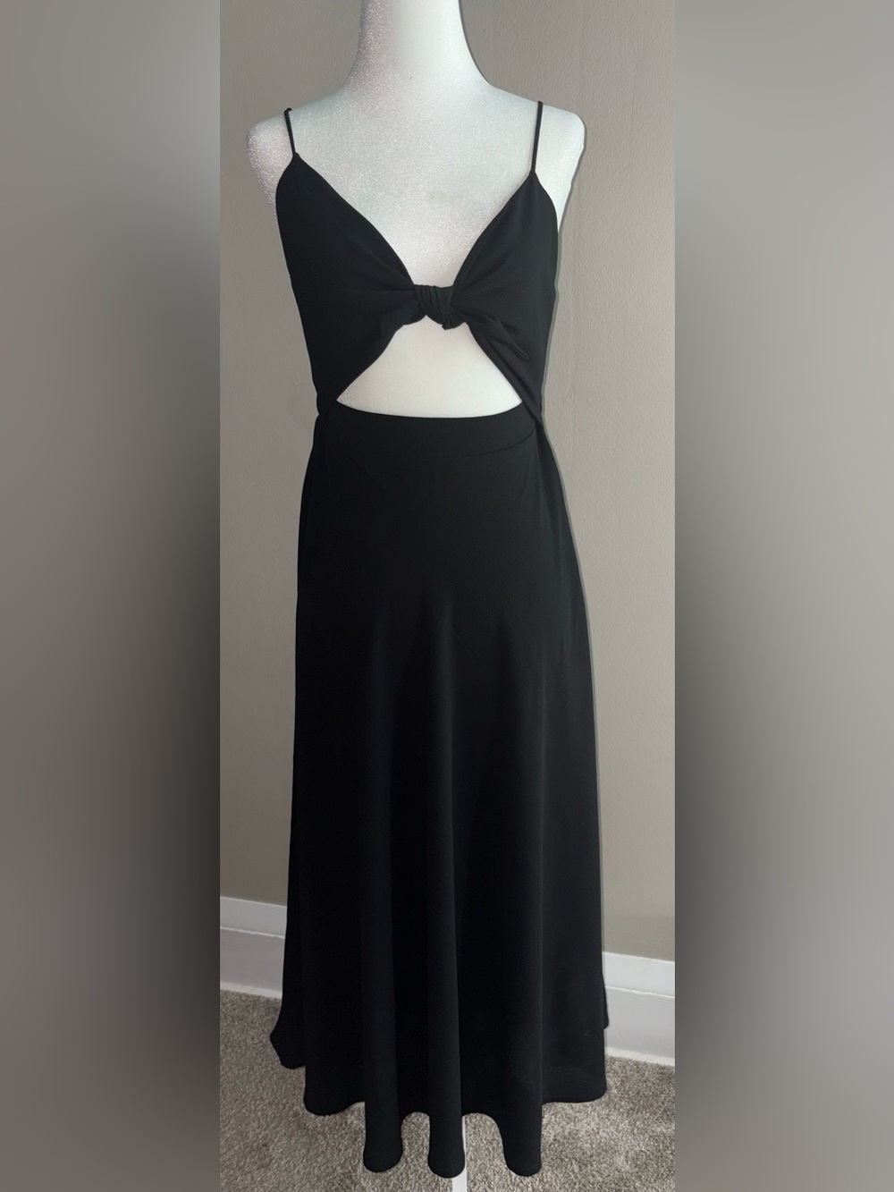 Vici - Black Cutout Knot Front Dress